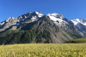 Éboulements en cascade dans le massif des Écrins dans les Hautes-Alpes La montagne victime de la canicule
